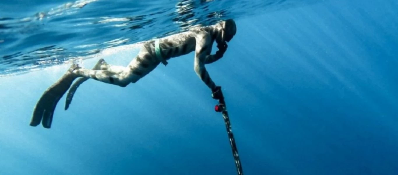 Πήγε για ψαροντούφεκο και κινδυνεύει με τουλάχιστον 6 πρόστιμα!